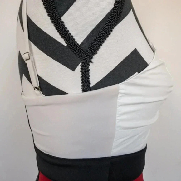 Hommage Red and Black Pencil Dress Sz Small - Picture 5 of 10